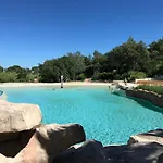 With Garden Domaine Restanques