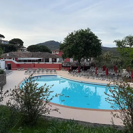 Appartement With Garden Domaine Restanques *